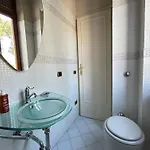 Star 200 Mt Dalla E Parcheggio Privato Appartement
